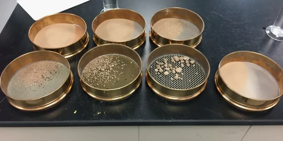 Grain Size Analysis (Sieve + Hydrometer) in Repentigny: A Practical Guide for Site Characterization